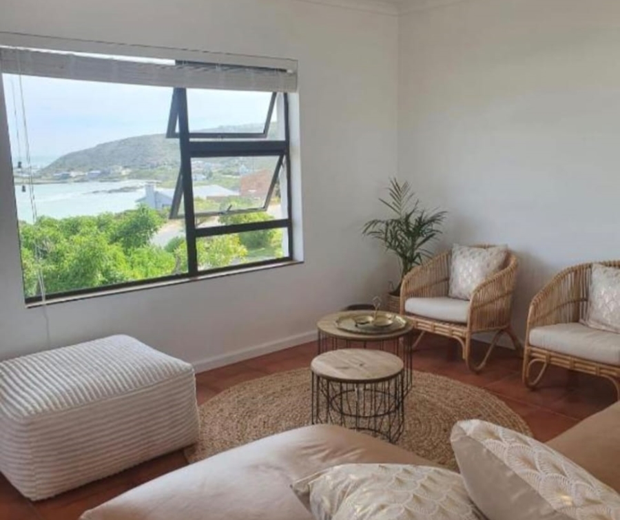 4 Bedroom Property for Sale in Oceanview Heights Western Cape